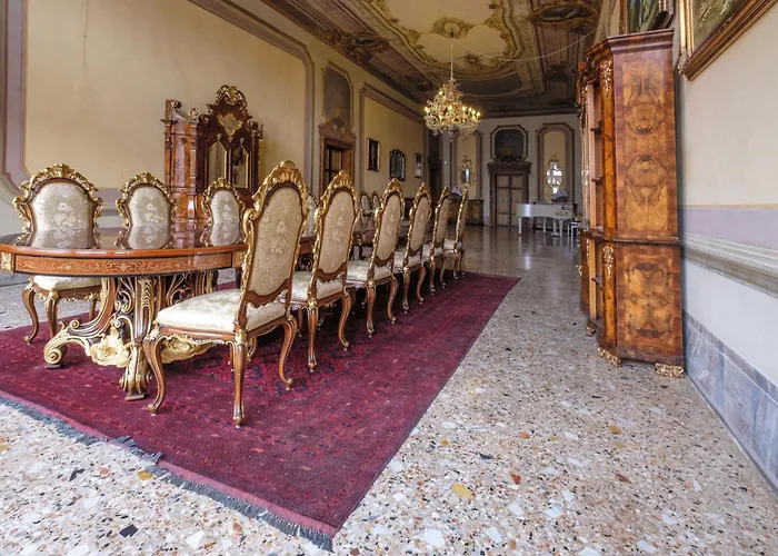 Palazzo Ca\' Bernardo By Francesco Molon